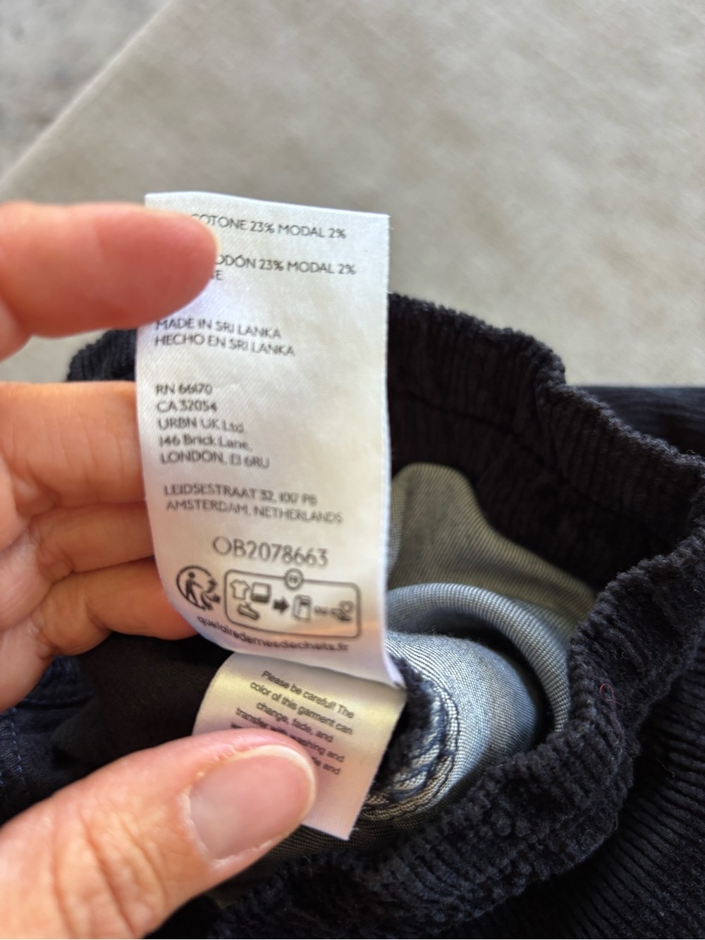 Pilcro Anthropologie Black Corduroy Wide Leg Elastic Waist Pockets Small - Picture 9 of 11